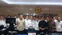 Harga Sawit RI Jatuh Saat Dolar AS Lagi Meroket, Pemerintah Duga Ada Kartel