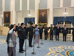 Prabowo Resmi Lantik Nanik dkk Pimpin BGN dan Said Iqbal Jadi Penasihat Khusus