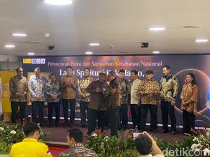 Buku Laku Spiritual Pak Harto Diluncurkan, Kupas Cara Soeharto Rekrut Pembantu