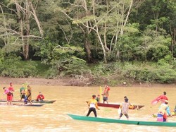 Permainan Perang Seksiang dan Tombak Weheang dalam Tradisi Lom Plai Dayak