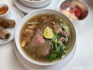 Pho 777: Gurih Ngaldu! Pho Gaya Vietnam Utara dengan Topping Brisket