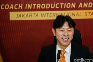 Erick Thohir Tanggapi Kedatangan Shin Tae-yong ke Persija