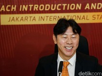 Erick Thohir Tanggapi Kedatangan Shin Tae-yong ke Persija