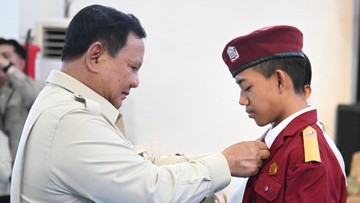 Temui Siswa Sekolah Rakyat, Prabowo: Kalau Diejek, Balas dengan Santun