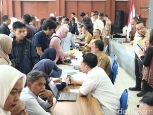 Carut-marut Hari Terakhir PCMB Jabar, Ortu Siswa Serbu Kantor Disdik