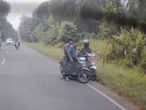 Pelaku Begal Viral Terekam Dashcam di Lampung Timur Serahkan Diri ke Polisi