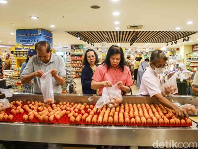 Di Tengah Tekanan Rupiah, Harga Kebutuhan Pokok Belum Bergejolak