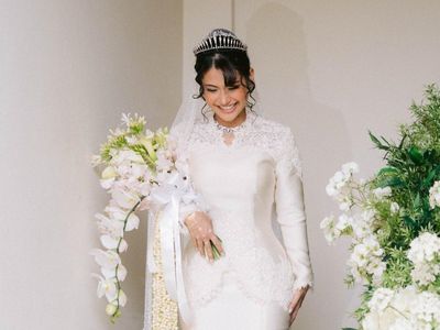 Foto: Elegan Gaun Pengantin Didiet Maulana di Royal Wedding Malaysia