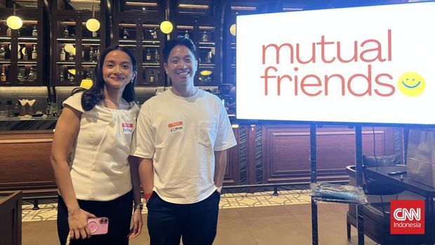 Dinner with Stranger dari Mutual Friends di Jakarta pada Sabtu (9/5),