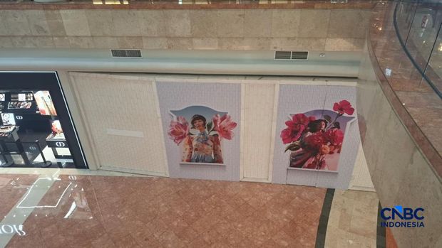 Gerai Tiffany & co di Plaza Senayan, Jakarta. (CNBC Indonesia/Chandra Dwi Pranata)