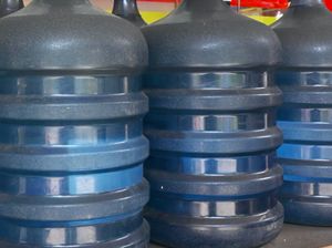 Cegah Pubertas Dini, Pakar Ungkap Risiko BPA di Galon Guna Ulang Saat Promil