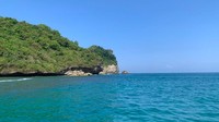Video Detik-detik 2 Nelayan Diselamatkan Usai 5 Hari Terombang-ambing di Laut