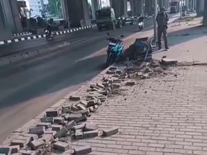 Lagi-lagi Kabel Lampu Jalan di Koja Dicuri hingga Trotoar Dibongkar
