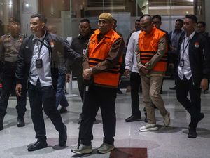 KPK Tahan Dua Tersangka Baru Kasus Korupsi Kuota Haji