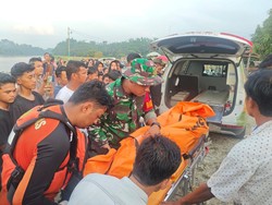 Pria Asal Bandung Tewas Tenggelam saat Tolong Teman Hanyut di Sungai Kampar