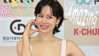 Gaya Son Ye Jin Dikritik Jadul, Gaun Hingga Rambut Wolfcut Bikin Fans Kecewa