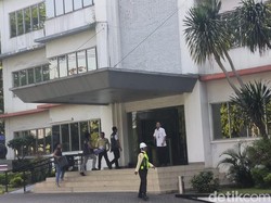 Kortastipidkor Polri Geledah Gedung PT Barata Indonesia di Gresik