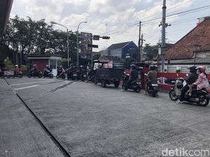 Beragam Respons Warga Jogja Hadapi Naiknya Harga Pertamax