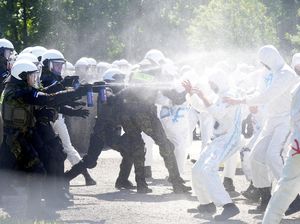 Chaos di Estonia, Polisi Bentrok Sengit dengan Massa dalam Simulasi Krisis Nasional Lynx 2026