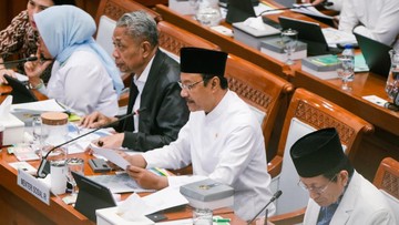 Raker dengan DPR, Kemensos Demonstrasikan Sistem Digitalisasi Bansos
