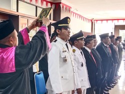 Bupati Iron Rotasi Sejumlah Pejabat Pemkab Lombok Timur