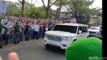 Prabowo Cerita Tidur di Mobil Maung Atapnya Bocor: Demi Nasionalisme