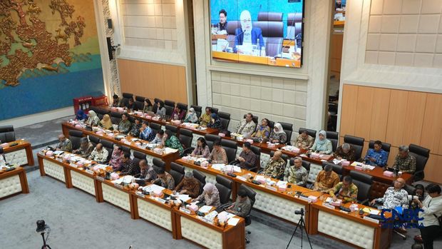 Rapat Kerja Kemenperin dengan Komisi VII di DPR RI, Rabu (10/6/2026). (CNBC Indonesia/Ferry Sandi)