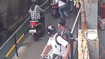 Viral Pelajar Bacok Pemotor di Jakbar, 2 Pelaku Diringkus Polisi