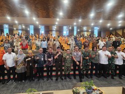 Al Haris Ajak Mahasiswa UNJA Jadi Agen Cegah Karhutla di Jambi