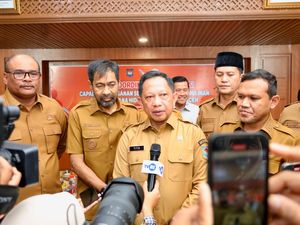 Tito Minta Pemda Kebut Pendataan Huntap bagi Penyintas Bencana Sumatera