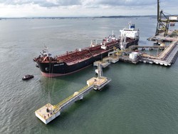 Kilang Pertamina Balikpapan Gaet PTK Perkuat Layanan-Konstruksi Pelabuhan