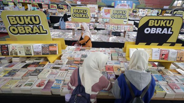 Berburu Buku Murah Jelang Tahun Ajaran Baru