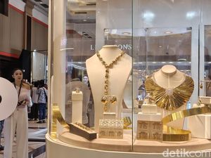 Emas Tetap Memikat Jadi Tabungan Walau Daya Beli Sedang Tertekan