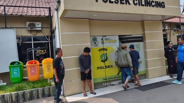 Ditangkap, Bang Jago di Jakut Ngamuk Acungkan Celurit Positif Narkoba