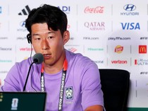 Viral Blunder Reporter Korea: Bisik-bisik Ledek Son Heung-min, Eh Mic Nyala