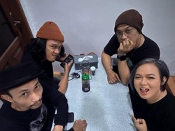 Wayang Is Back! Lebih Ngerock Gandeng Vokalis Baru