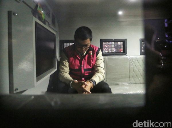 Bos Motor Listrik BGN Ditahan Kejagung, Diduga Terlibat Mark Up Pengadaan