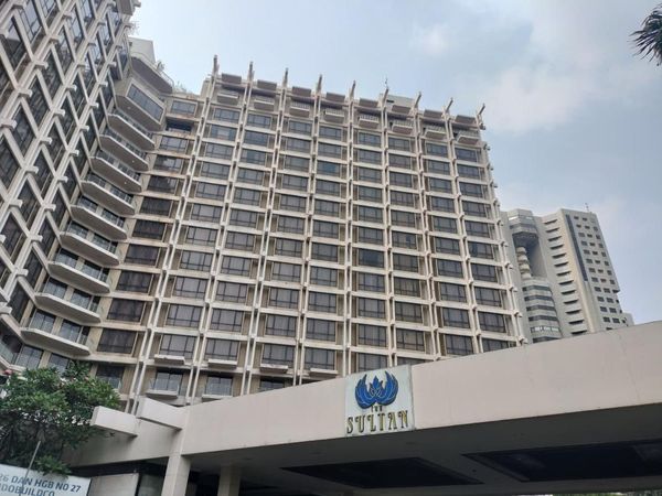 Foto: Masih Beroperasi, Begini Kondisi Terkini Hotel Sultan Jelang Eksekusi