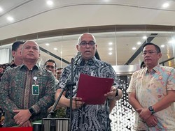Bos Vendor Motor Listrik Dekati Eks Waka BGN Lodewyk Padahal Tak Punya Dealer