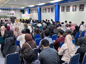 Mahasiswa FEB UMI Makassar Belajar Cara Atur Cuan dan Investasi Emas Digital