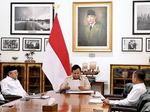 Mendikdasmen Sampaikan Surat Siswa SMKN 1 Sorong ke Prabowo, Ini Isinya