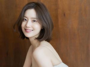 Moon Chae Won Menikah, Pestanya Jadi Ajang Reuni Pemain Flower of Evil