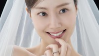 Bukan Scene Drakor, Moon Chae Won Pamer Foto Prewedding Jelang Menikah