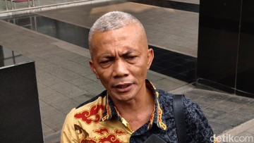 Pendiri Indonesia Audit Watch Ngaku Dicecar KPK soal Aliran Dana Blueray