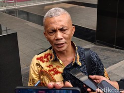 Pendiri Indonesia Audit Watch Ngaku Dicecar KPK soal Aliran Dana Blueray