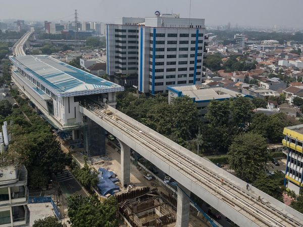 LRT Jakarta Fase 1B Hampir Rampung, Progres Pembangunan Capai 93 Persen