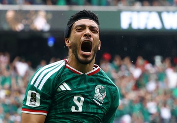 Raul Jimenez: Enam Tahun Lalu Retak Tengkorak Kini Cetak Gol di Piala Dunia