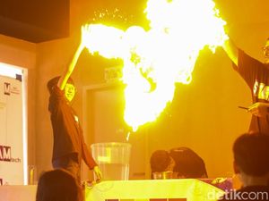 Antusias Anak-anak Belajar Sains di TIM