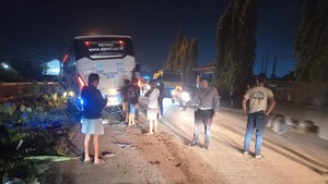 Sopir Damri Pontianak Tewas Terlindas Busnya yang Terseruduk Truk Saat Mogok
