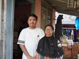 Cerita Reza, Cucu Tukang Parkir dan ART yang Lolos UGM-Kuliah Gratis